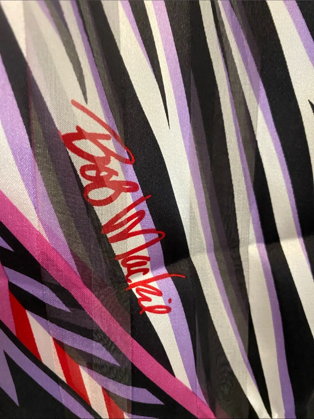 Bob Mackie women’s Black and Purple Patterned Scarf 100% silk